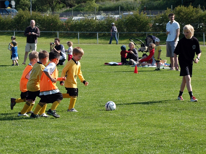 2006-06-10 (03).JPG - Fotbollsskolan Pojkar